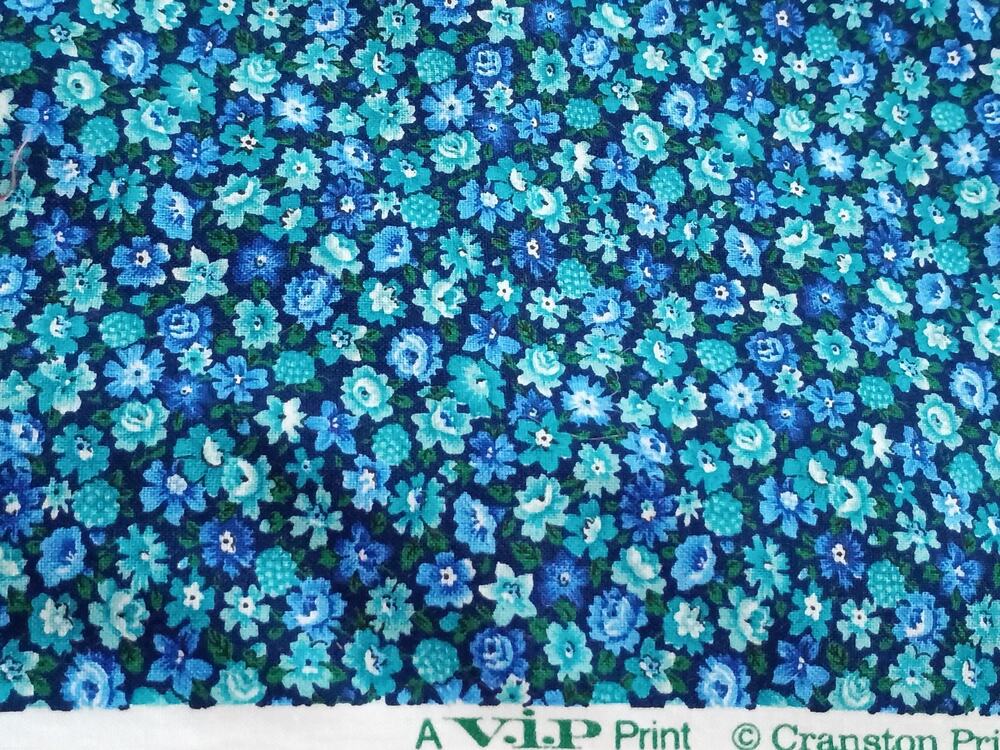 VTG Cranston Petite Small Floral Blues Cotton Sewing Fabric 1 Pc 38x42